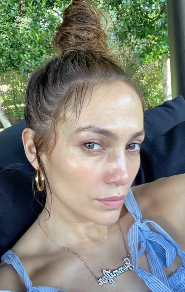 By the age of 50, if you want to stretch the ball without wrinkles like Jennifer Lopez, please pin down 5 Tips Skincare of "Sexy Queen"